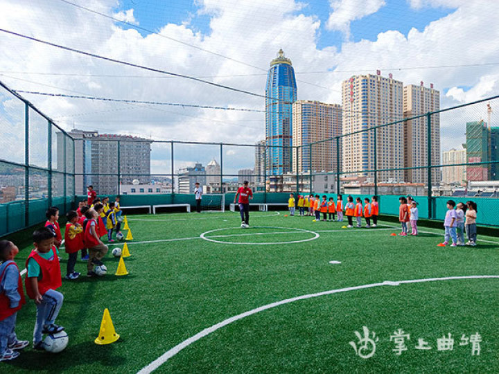 曲靖市五馆一中心足球场,曲靖市青少年足球训练基地