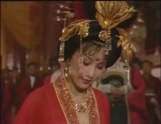 拜托给赵露思们好好梳下头