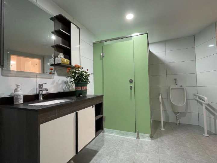 没有围墙的敬老院完整版,没有围墙的养老院图片