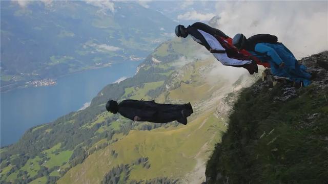 天门山翼装飞行失踪女孩死亡原因,天门山失联翼装飞行女