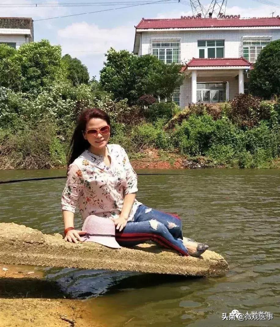 涓浗澶у澶栧嚭鏃呮父鎷嶇収鍔ㄤ綔鍚堥泦,澶у鏃呮父濮垮娍