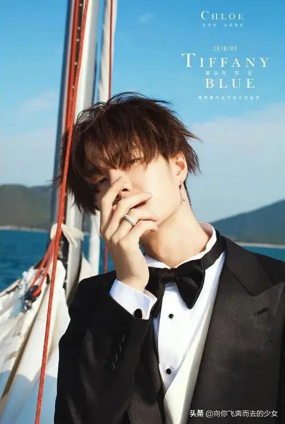 蔚蓝香水王一博身上的味道,王一博蔚蓝香水广告