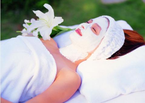 敷面膜之前要用什么样的水,敷面膜之前是要做什么