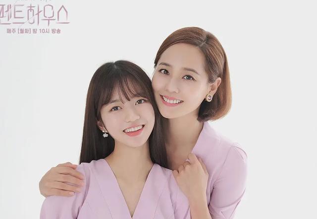 顶楼2露娜后来复活了吗,顶楼2露娜回来是捣乱的吗