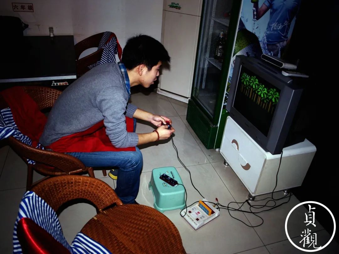 从西安回陕北县城做水电工的表弟，赚到钱了