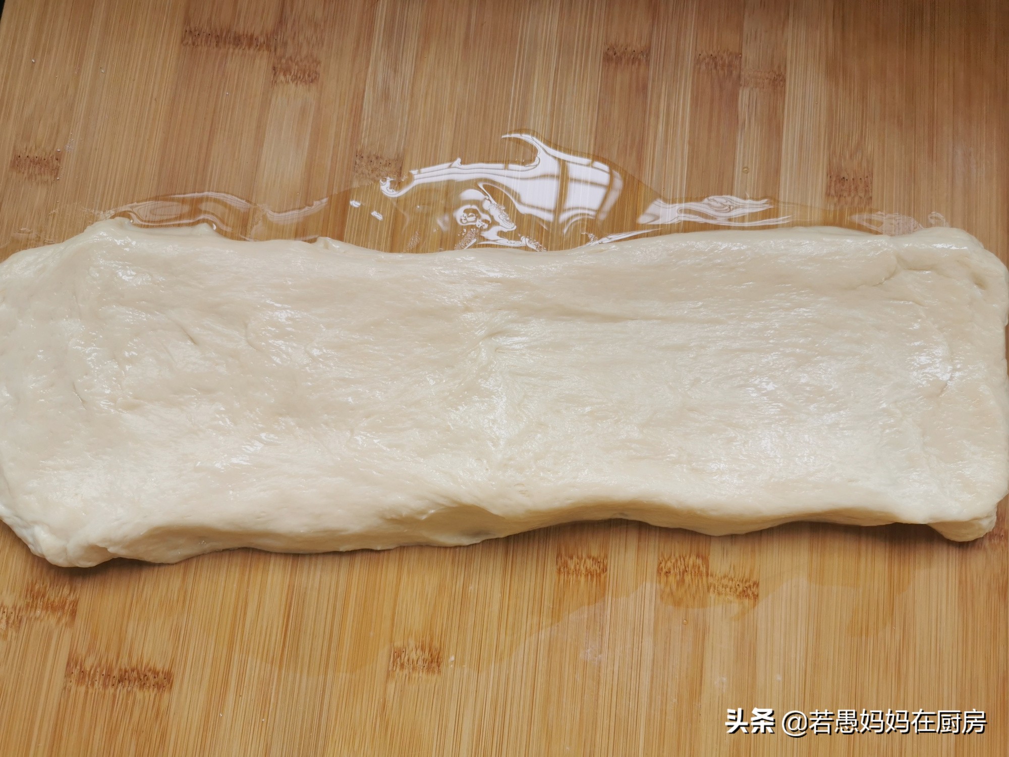 炸油条用酵母粉和苏打粉,油条用酵母粉和泡打粉哪个好