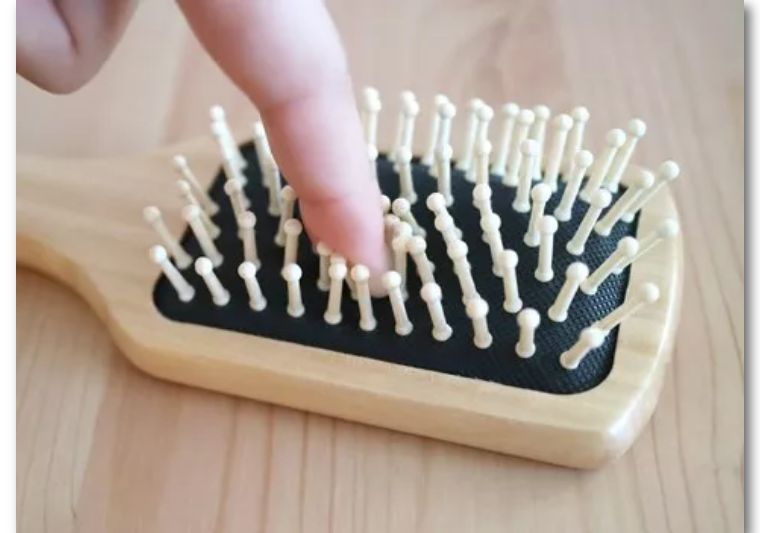 败了吗？朋友圈大火的杂志赠品拆出来看看