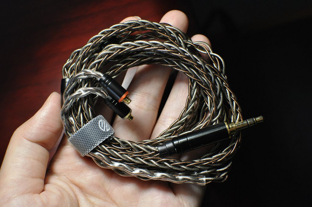 公认的耳机国产大厂,国产十大良心不入耳耳机推荐