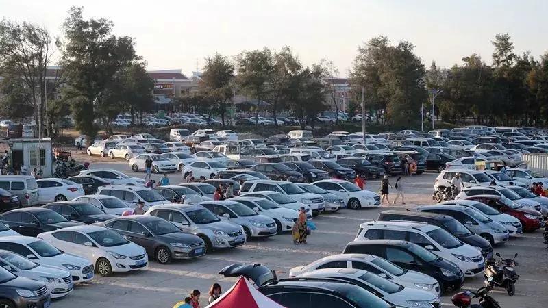 为什么买车时总有人劝你买bba,为啥刚开始买车要买bba