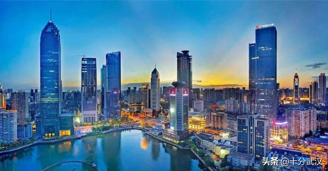 武汉十大顶级酒吧,武汉十大演艺酒吧排行