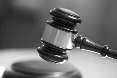 新生儿出生锁骨骨折申请多少赔偿,小孩锁骨骨折怎么要求赔偿