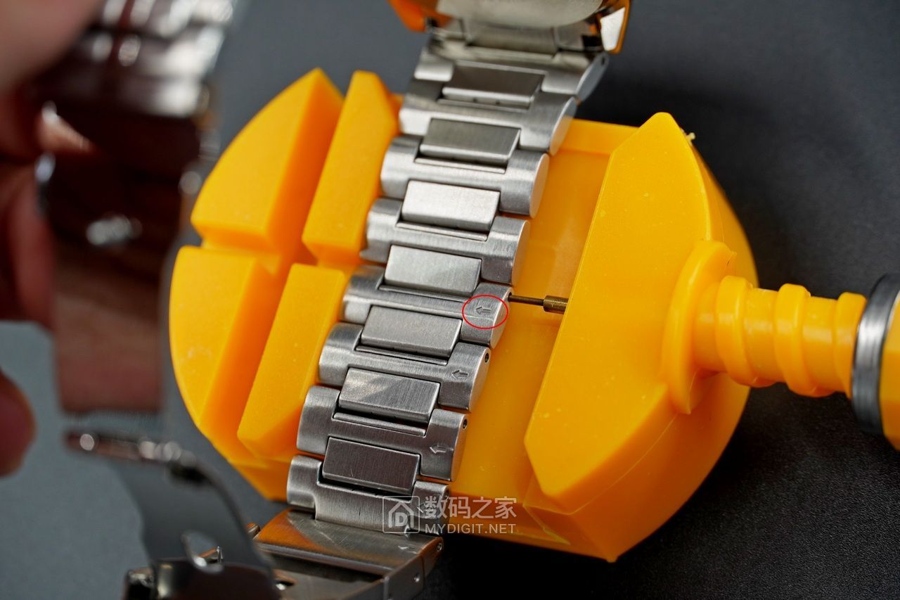 卡西欧和西铁城光能手表哪个好,光动能手表卡西欧好还是西铁城好