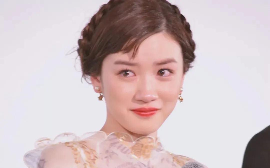 适合秋冬的大地色眼影盘,3款让人哇塞的平价眼影