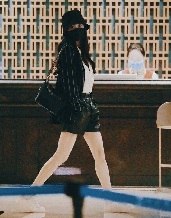 34岁杨幂终于挑战旗袍,杨幂旗袍秀身材写真照片