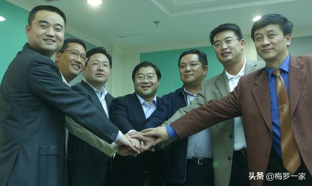 中国足球艰难前行,中国足球职业联盟筹备顺利