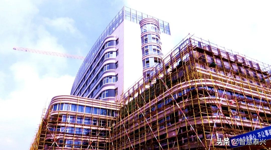 靓了，新中医院褪去外衣