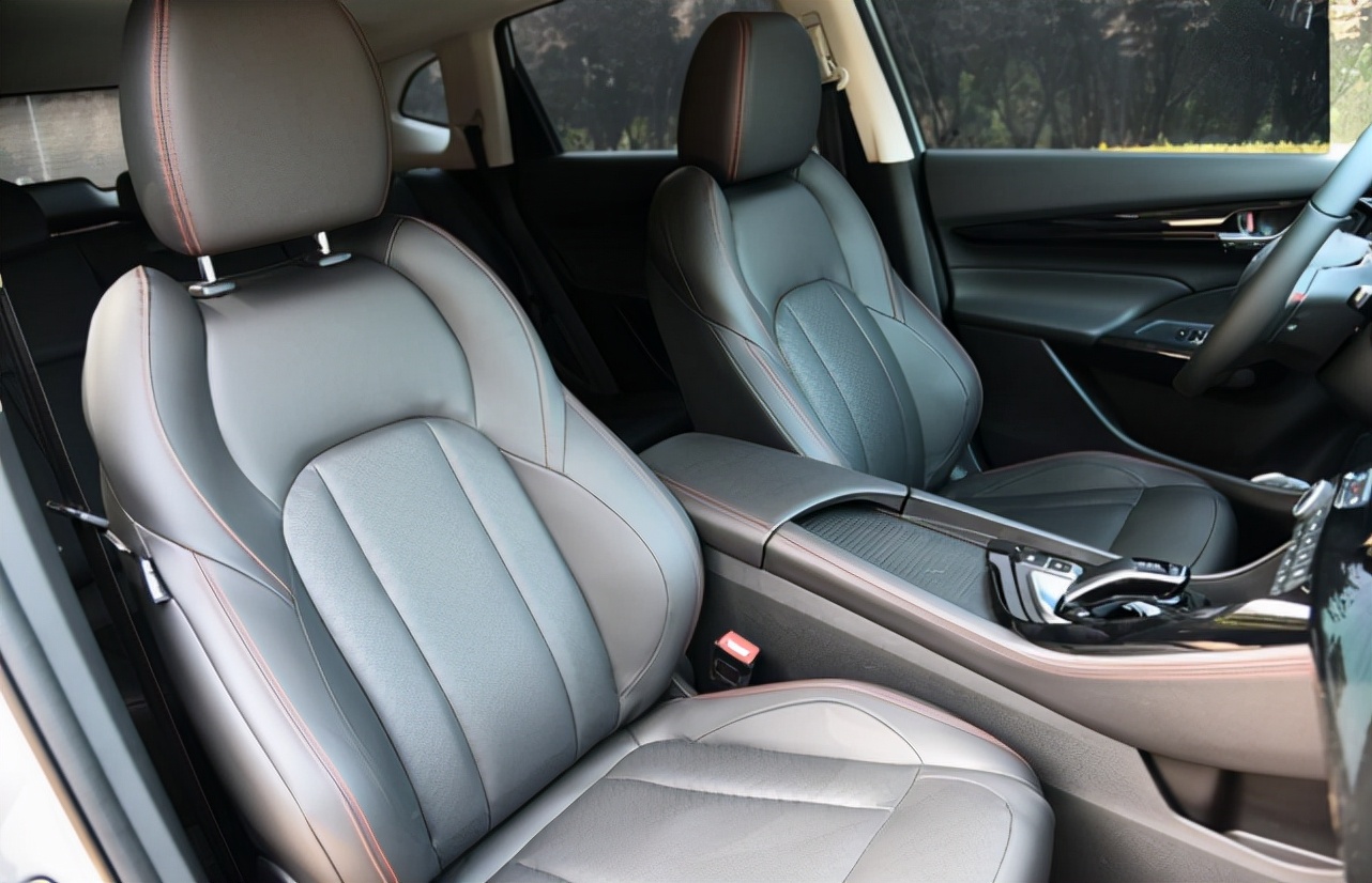 19年东风风神ax71.5t手动油耗,2015款风神ax7如何看平均油耗