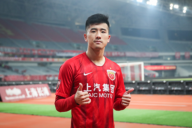 东亚杯国足中超首发名单,李铁谈东亚杯国足