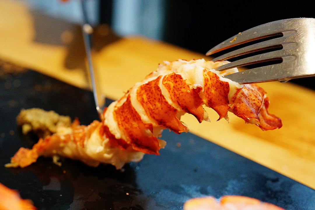 波士顿龙虾最高级的吃法,波士顿龙虾最新的吃法