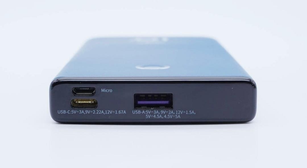 便捷充电新体验aigo电源,AIGO快充移动电源