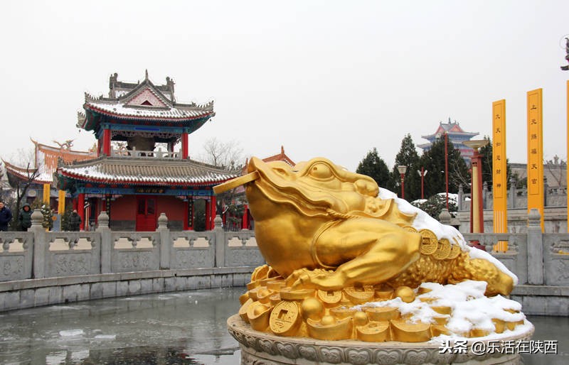 戏雪游乐场项目,戏雪乐园雪人