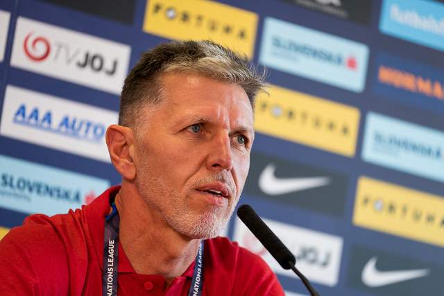 平地一声惊雷起,捷克在历届欧洲杯的成绩