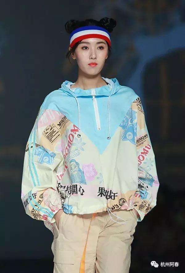 2019广东时装周-秋季：活出新世相·木果果木2020春夏新品发布会