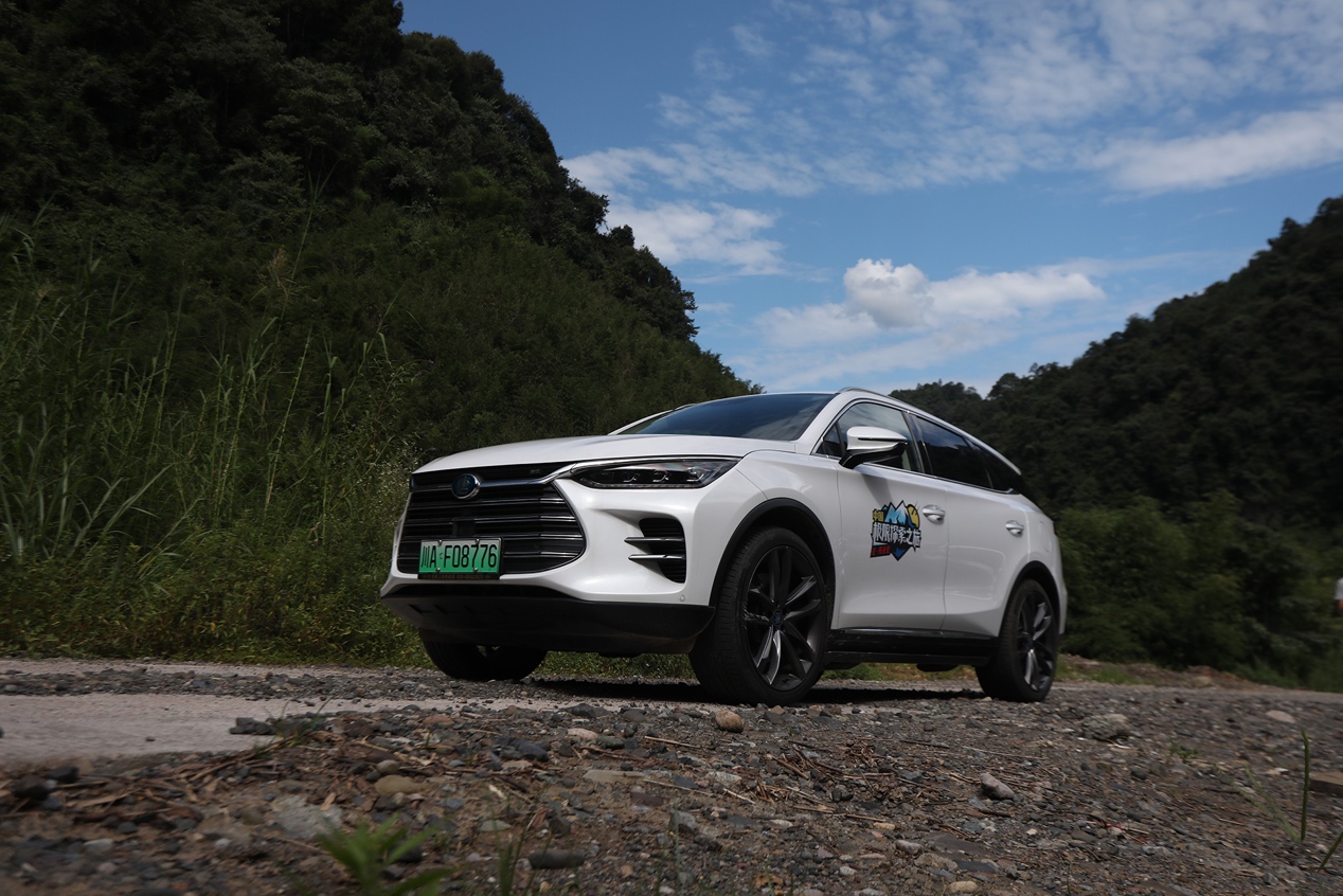 新技术新体验比亚迪宋plusdmi,新款比亚迪dmi驾驶体验