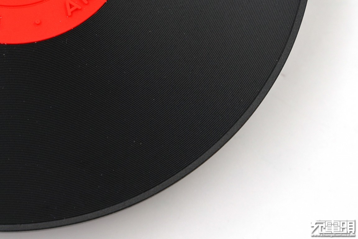 99钱充电器好用吗,99元充电宝值不值得购买