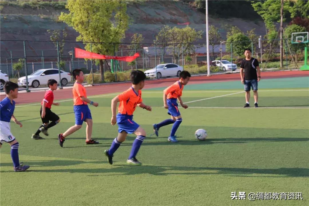 嘉陵区思源实验学校足球队,南充校园足球联赛直播