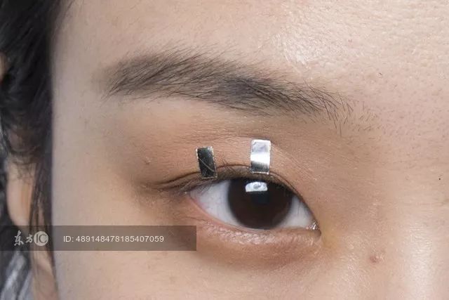 EIGSHOW丨鞠婧祎、李艺彤的仙女春夏妆容能让你美出新高度!