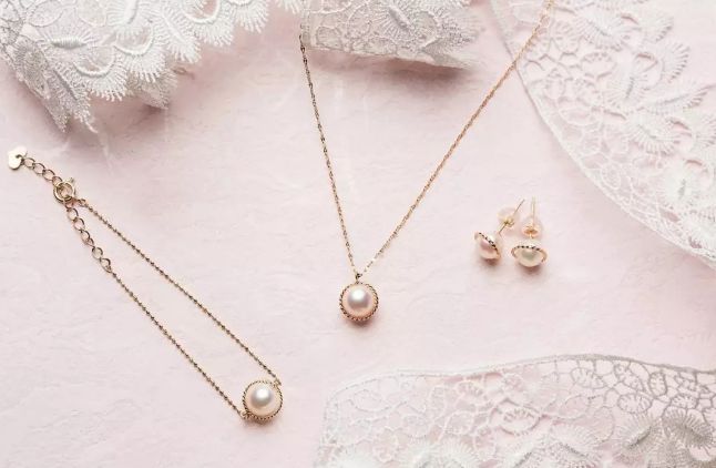 美丽优雅的日本珍珠,日本复古珍珠