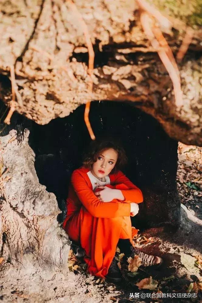 一个人该怎么养小孩,如何养出一个冷漠无情的孩子