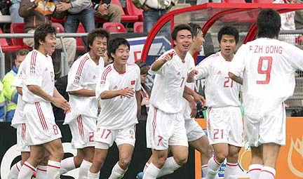 中国足球2006世界杯完整版,请分析一下中国足球的现状