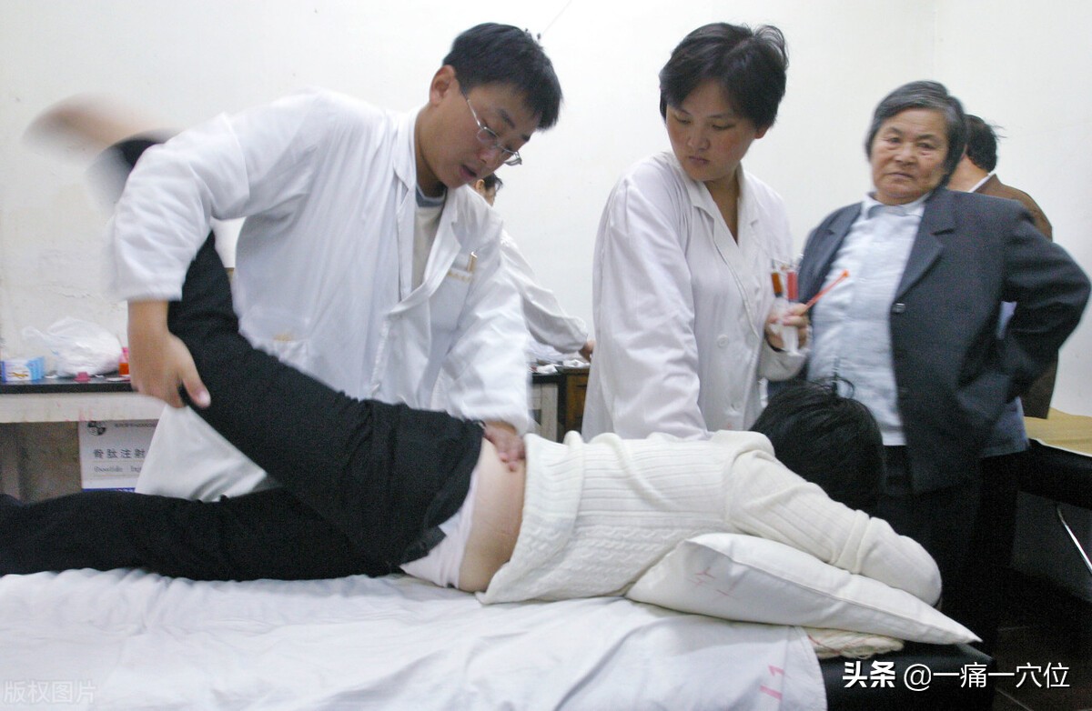 颈椎突出按什么穴位有效,颈椎压迫手麻按摩哪个穴位好得快