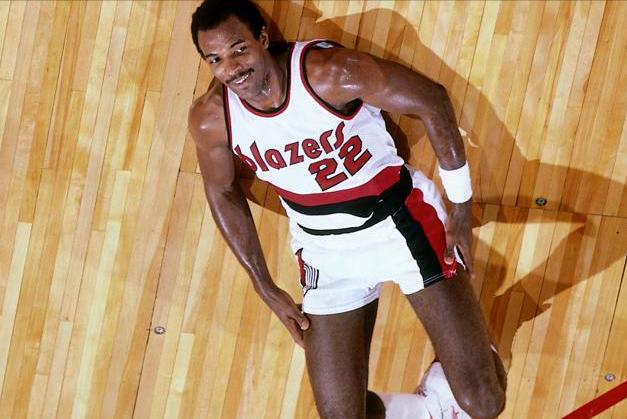 nba历史最大分差纪录保罗,太阳险胜火箭保罗创里程碑