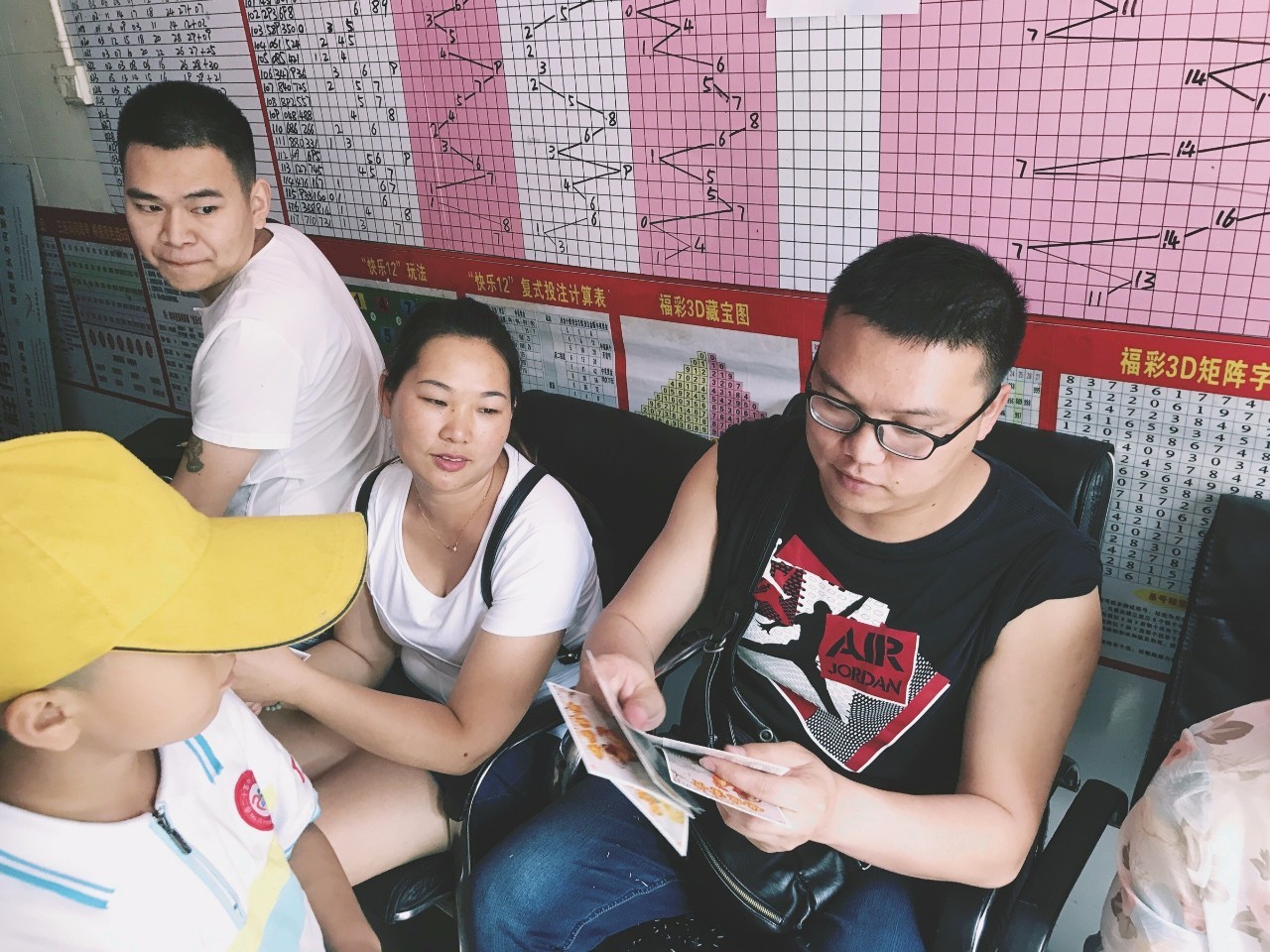 彩票买中了就换号,买彩票的时候不小心换了彩票顺序