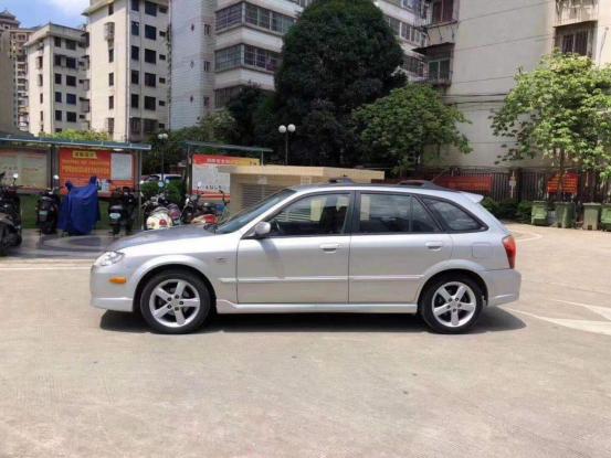 马自达323最年轻的车,限量版马自达323