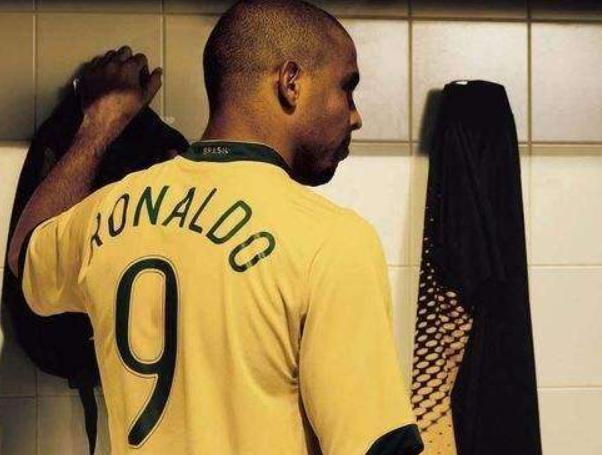 20岁拿世界冠军,20岁的世界足球先生