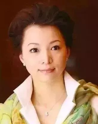 董卿十年全文,董卿阅读分享