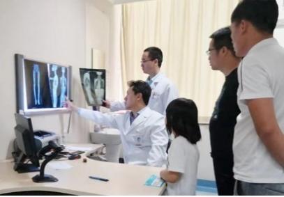 北京青少年脊柱侧弯矫正最佳方法,北京脊柱侧弯校正