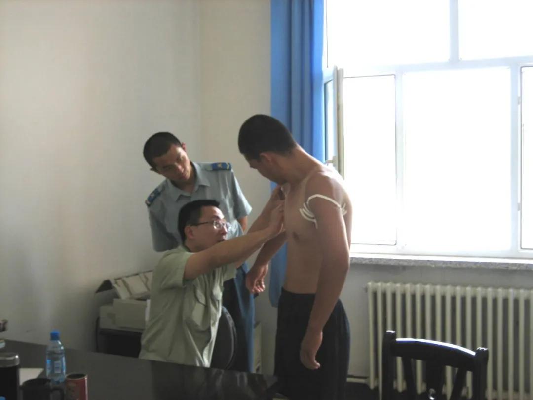 走进大兴的军大人040号|李金茂：甲乳外科的“小李飞刀”