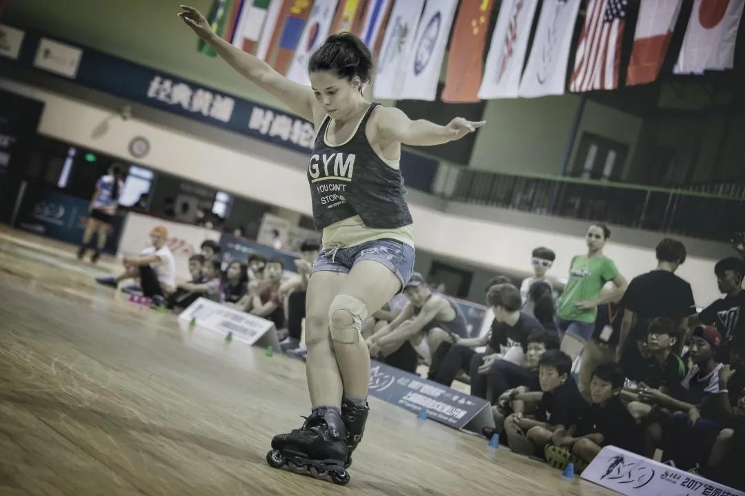 轮滑如何保护膝盖,轮滑怎么改善膝盖代偿