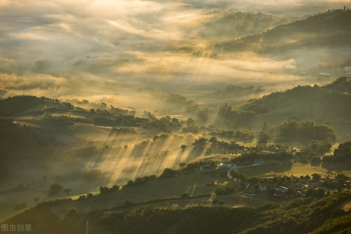 打篮球，还是踢足球？都行，都好