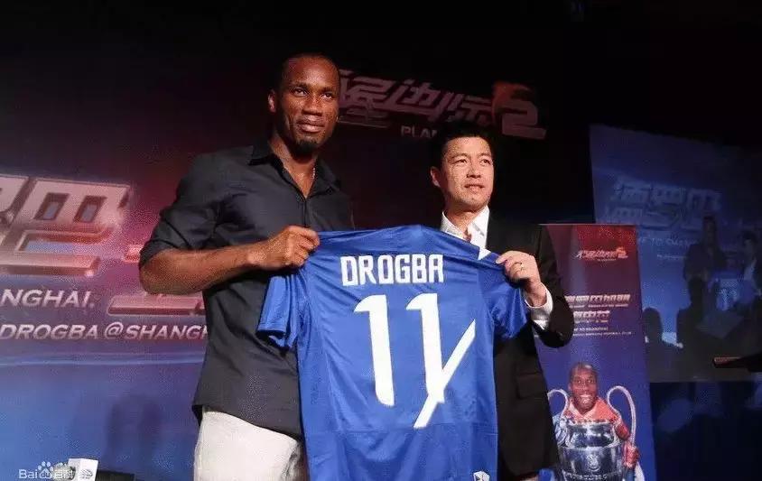 非洲刘德华宣布退役，3件事带你了解蓝军传奇！