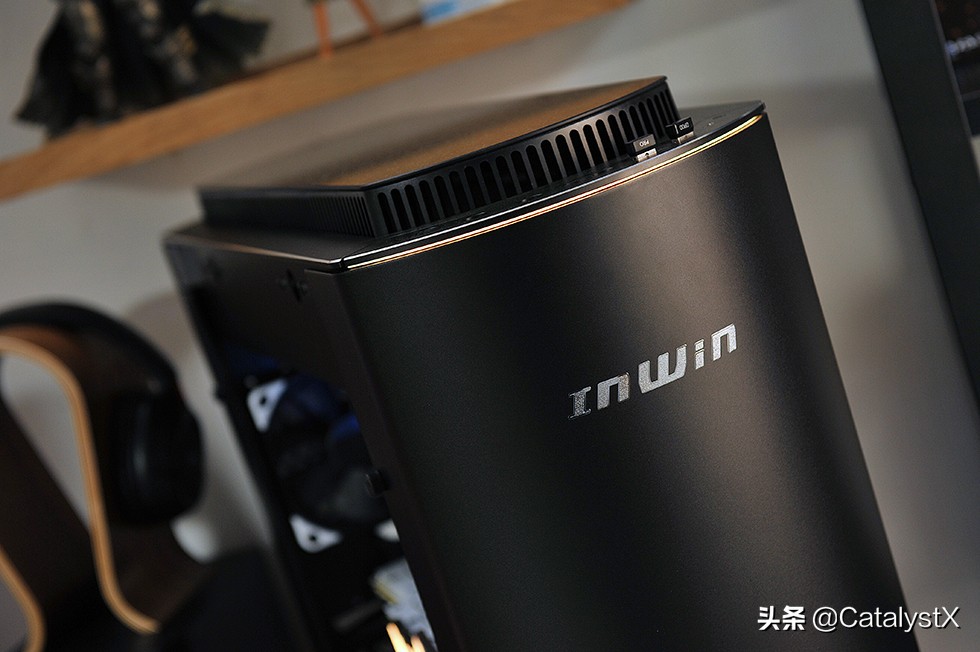 又是爬坑的一年—2018年里一路折腾过来的主力机桌面展示