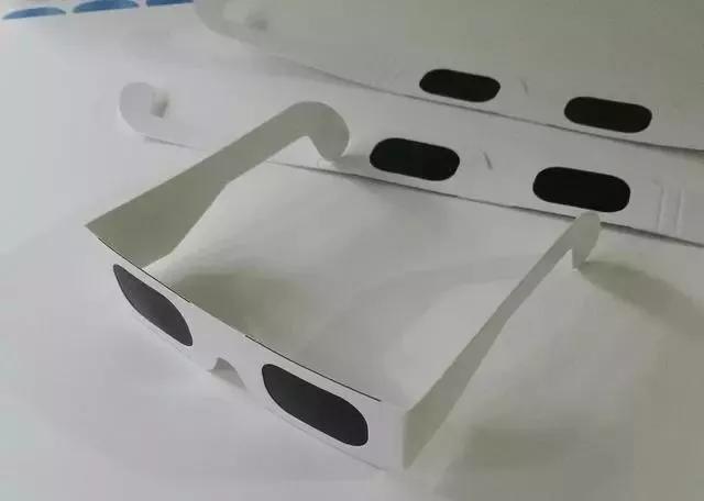 快抬头看！今天福建天空上演“天狗食日”奇观！第一波网友图来了