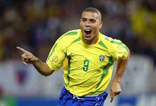 大罗的技术水平,论个人技术梅罗跟大罗有得比吗