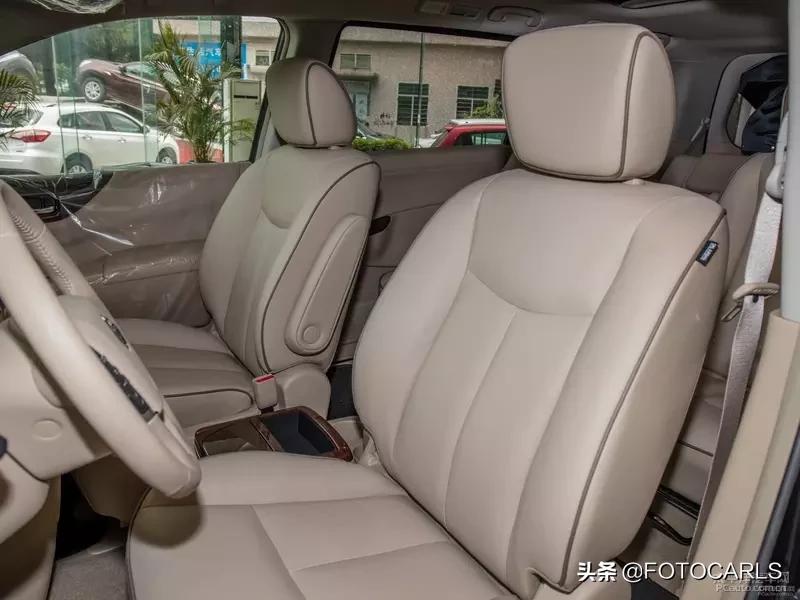 日产贵士3.5LSL实拍，比丰田埃尔法厚道，性价比超高豪华7座MPV