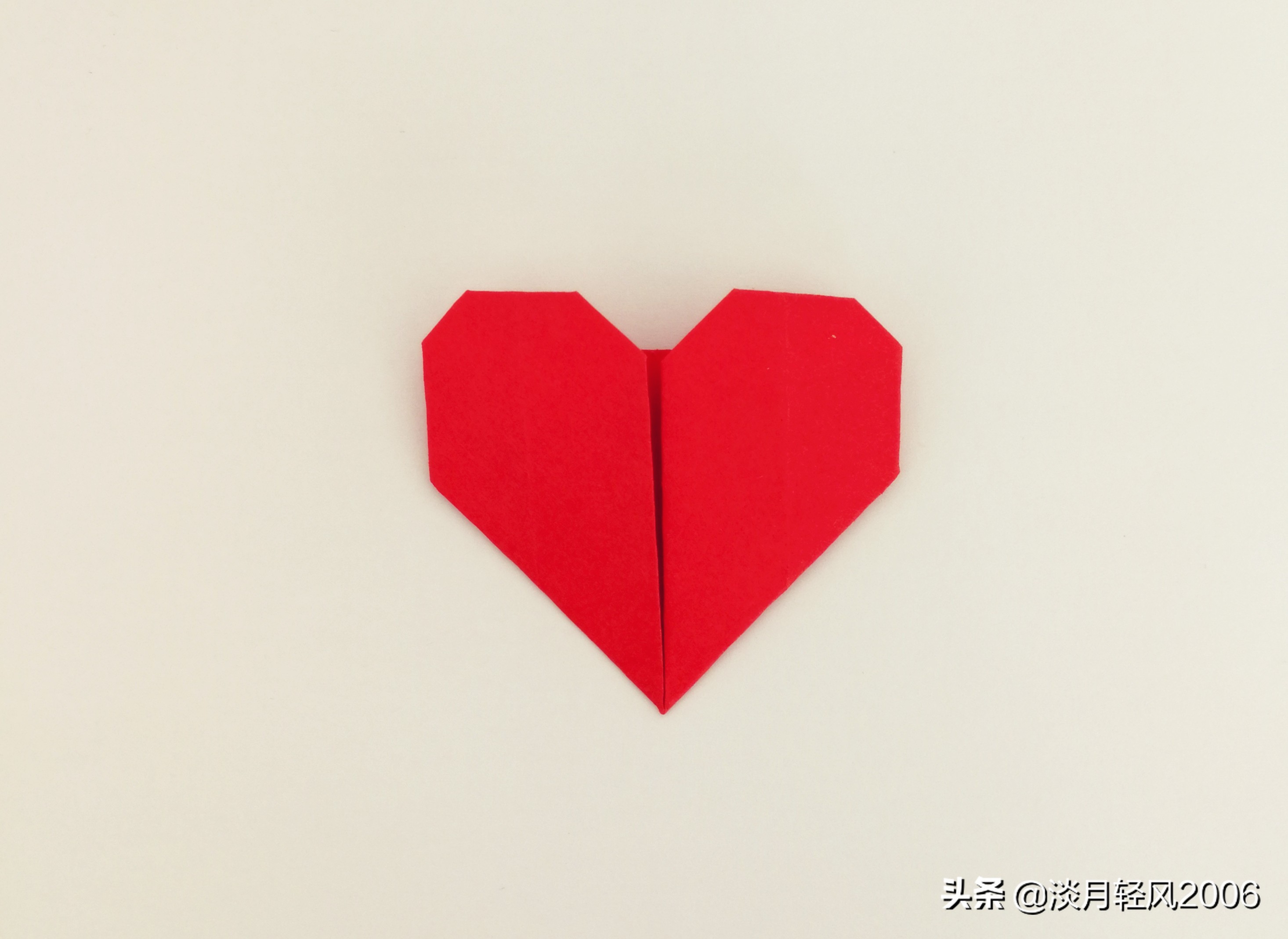 用正方形纸折的小儿手工简单,一张纸折的简单小手工